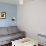 à Avec Piscine, 4 Pers, Près Du Lac, Ménage Inclus - Fr-1-319-444 *