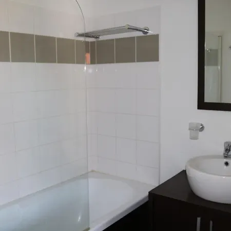 Appartamento à Avec Piscine, 4 Pers, Près Du Lac, Ménage Inclus - Fr-1-319-444 Parentis-en-Born