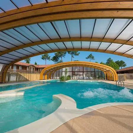 à Avec Piscine, 4 Pers, Près Du Lac, Ménage Inclus - Fr-1-319-444